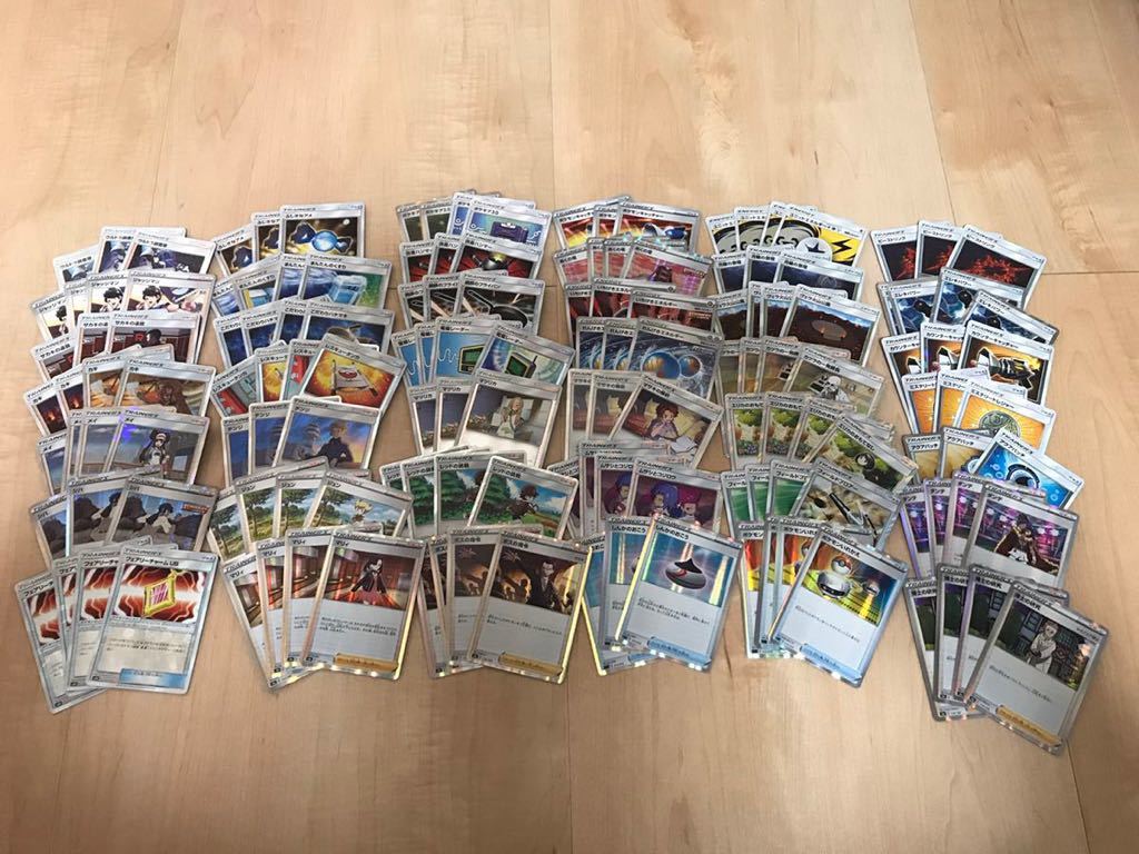 ポケカ引退品　汎用トレーナーズ、ポケモンまとめ売り ポケモンカード 引退品 約1500枚 絵違い・キラ仕様汎用トレーナーズ