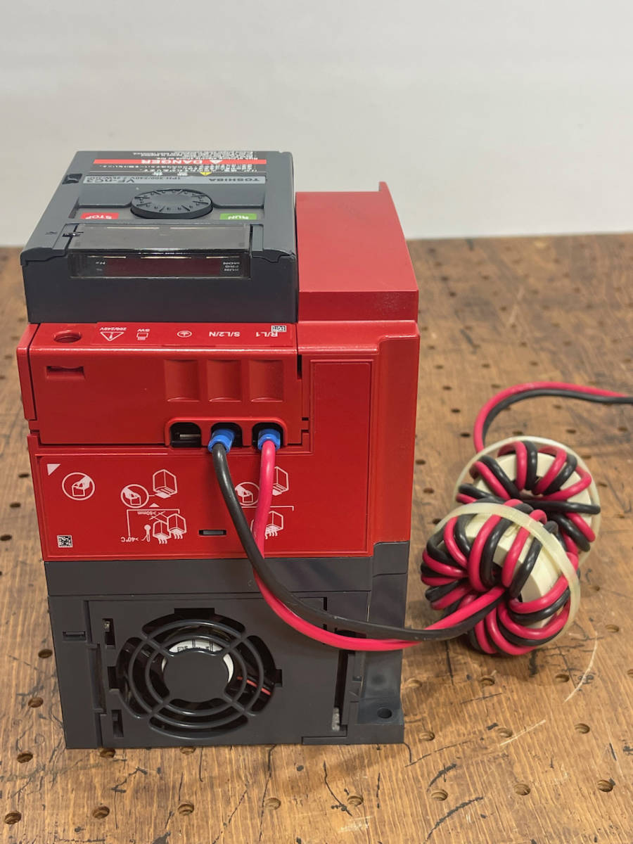 東芝 インバータ VFNC3S-2022PL (三相モーター制御用) VF-nC3シリーズ 