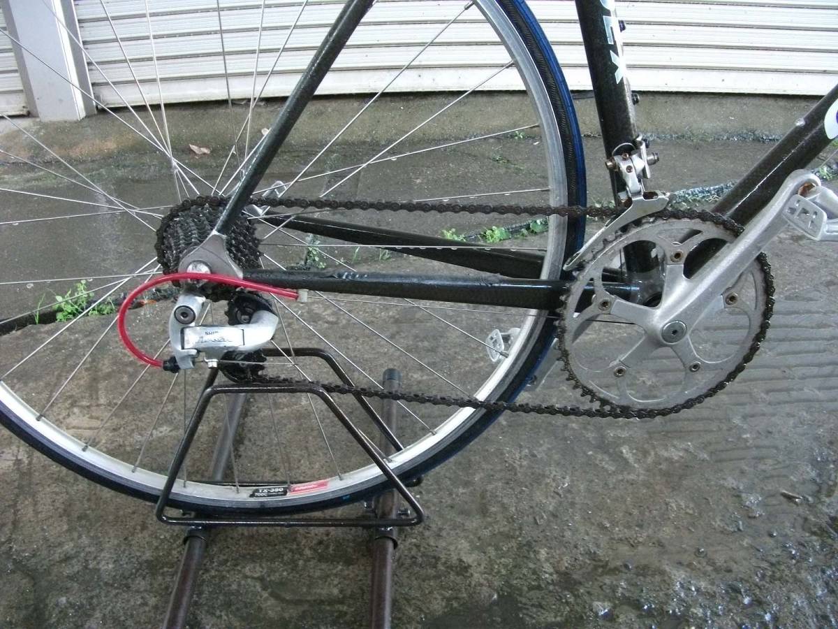 GIANT CADEX ロードバイク カーボン? アルミフレーム