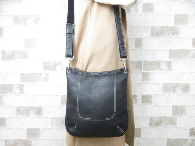 LONGCHAMP ロンシャン ショルダーバッグ 本革 美品 1052 ロンシャン ショルダーバッグ LONGCHAMP ル レザー プリアージュ 極美