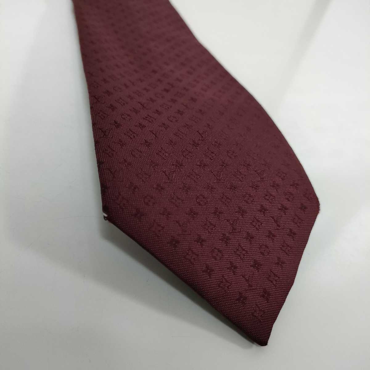 Louis Vuitton(ルイヴィトン)ボルドー総柄モノグラムネクタイ ルイ