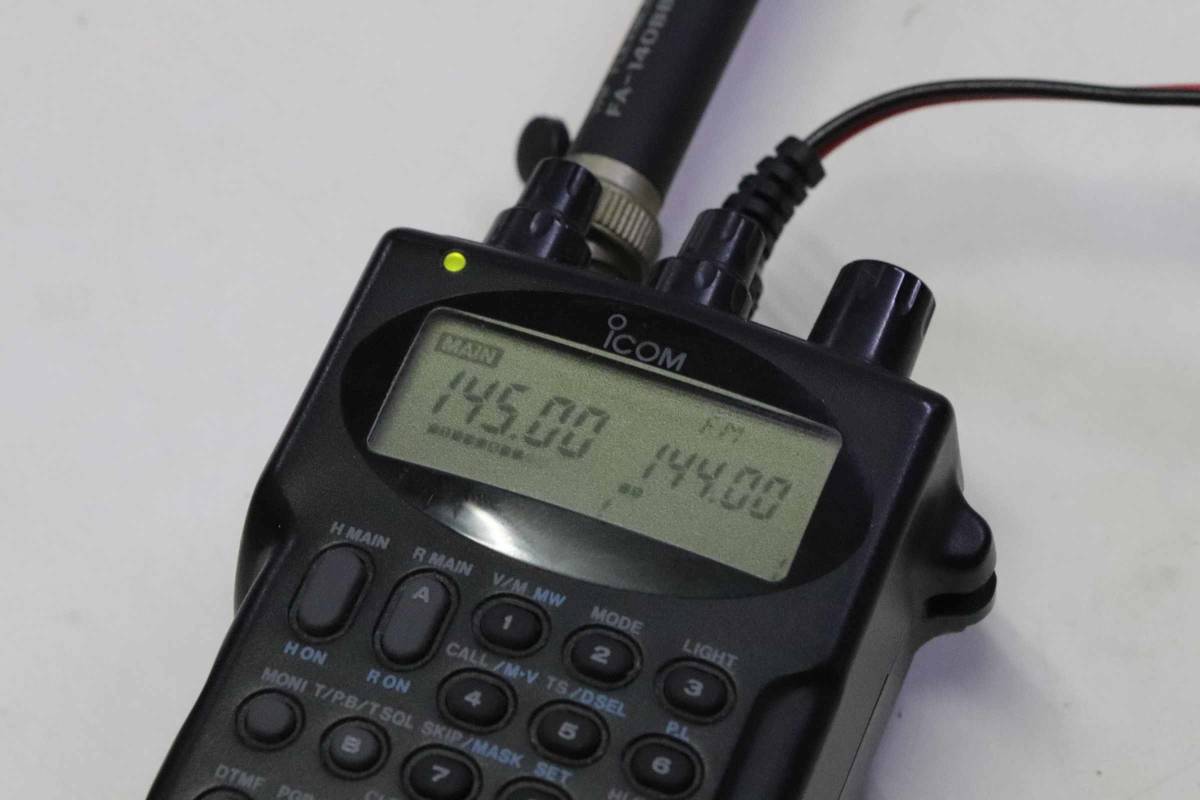 144⁄430MHz icom アイコム 中古品 トランシーバーIC-T7 ☆即決! 即決