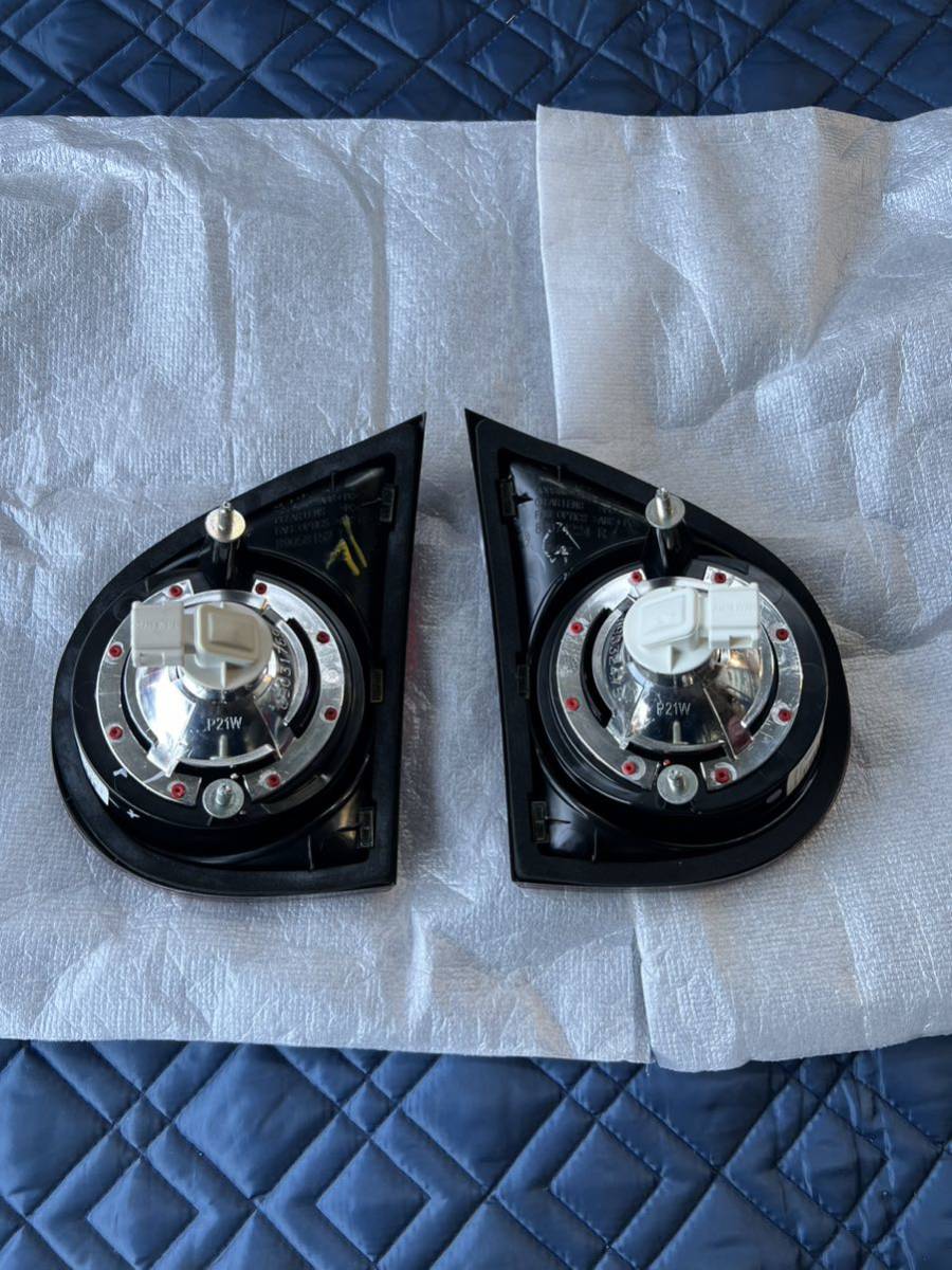 極美品！VW GOLF5 R32 純正 フィニッシャーランプ 右 ゴルフ5 MK5 GTI