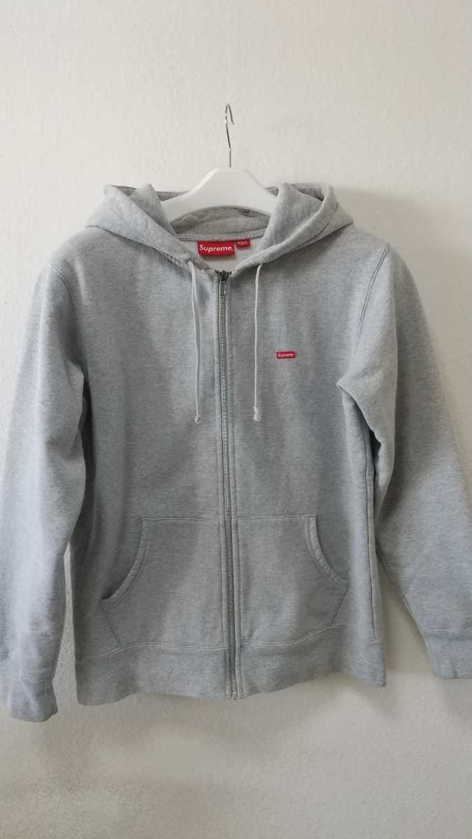  Supreme ジップパーカー M グレー(パーカ)｜売買されたオークション情報、yahooの商品情報をアーカイブ公開 - オークファン 男性用