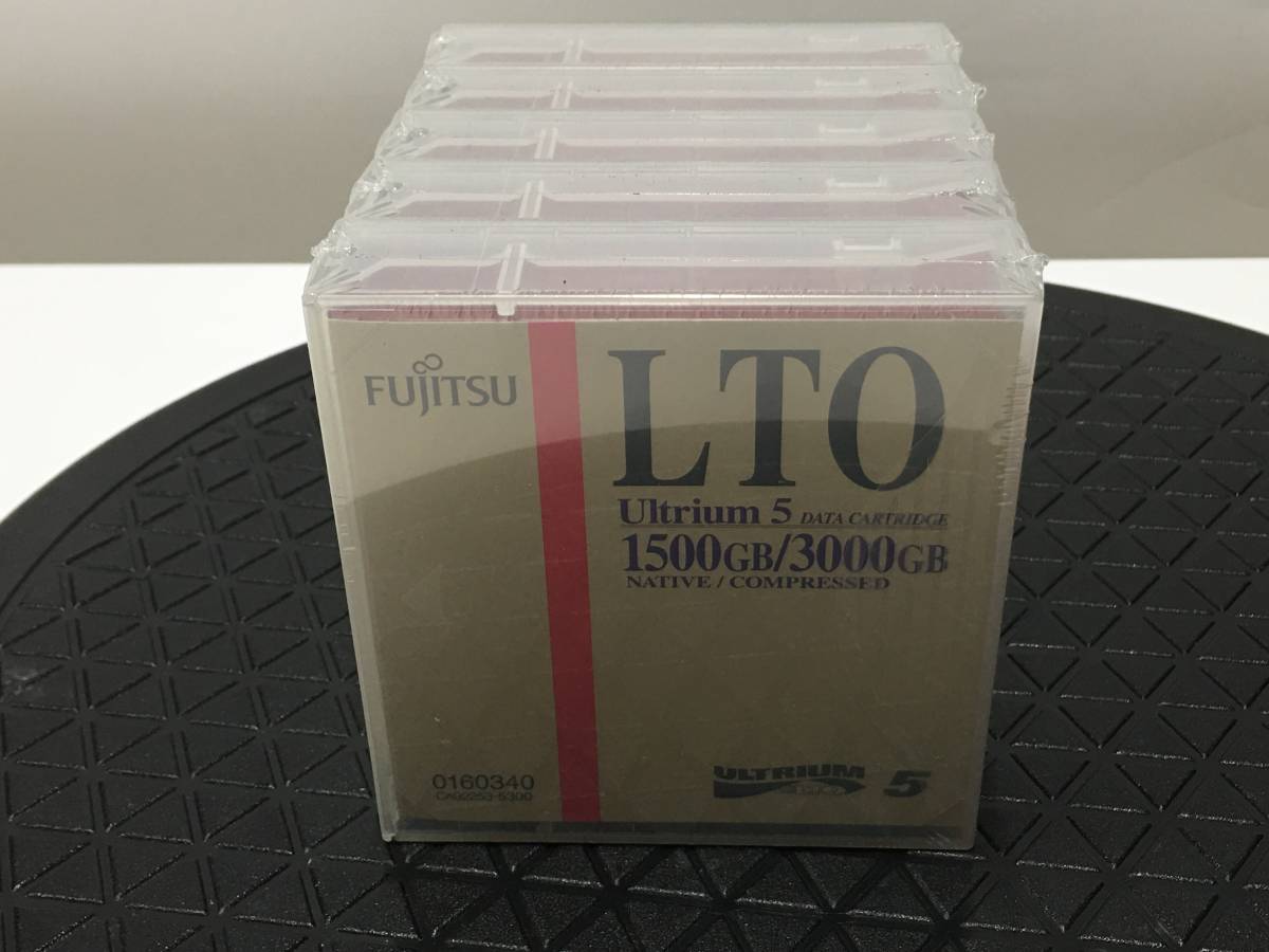 A19117)FUJITSU Ultrium5 0160340 1.5T/3T データカートリッジ 未使用5点セット