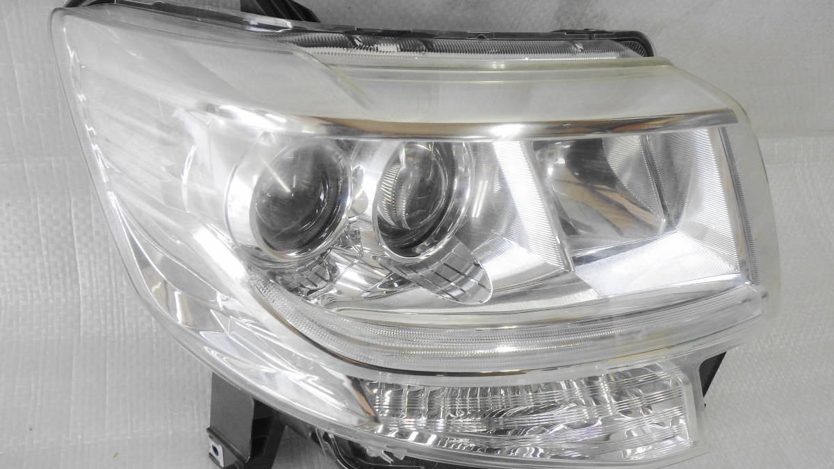 良品☆ダイハツ LA600S/610S タント カスタム 純正 LED ヘッドライト