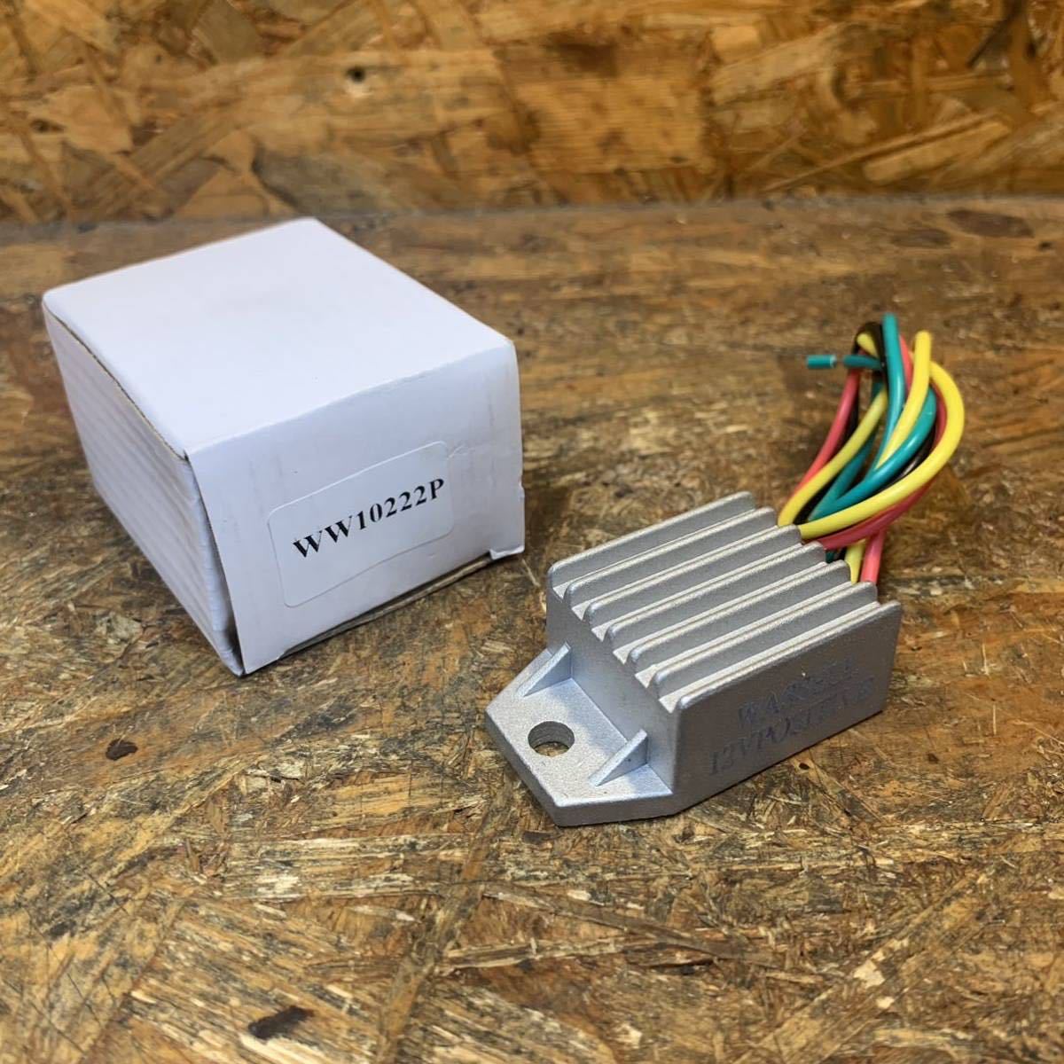 HOT，安い トライアンフ 12V レギュレーター カスタム ビンテージ 