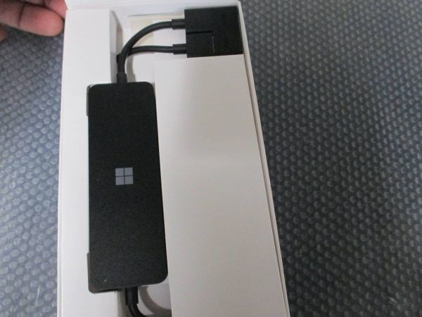 送料385円】マイクロソフト 4K ワイヤレス ディスプレイ アダプター