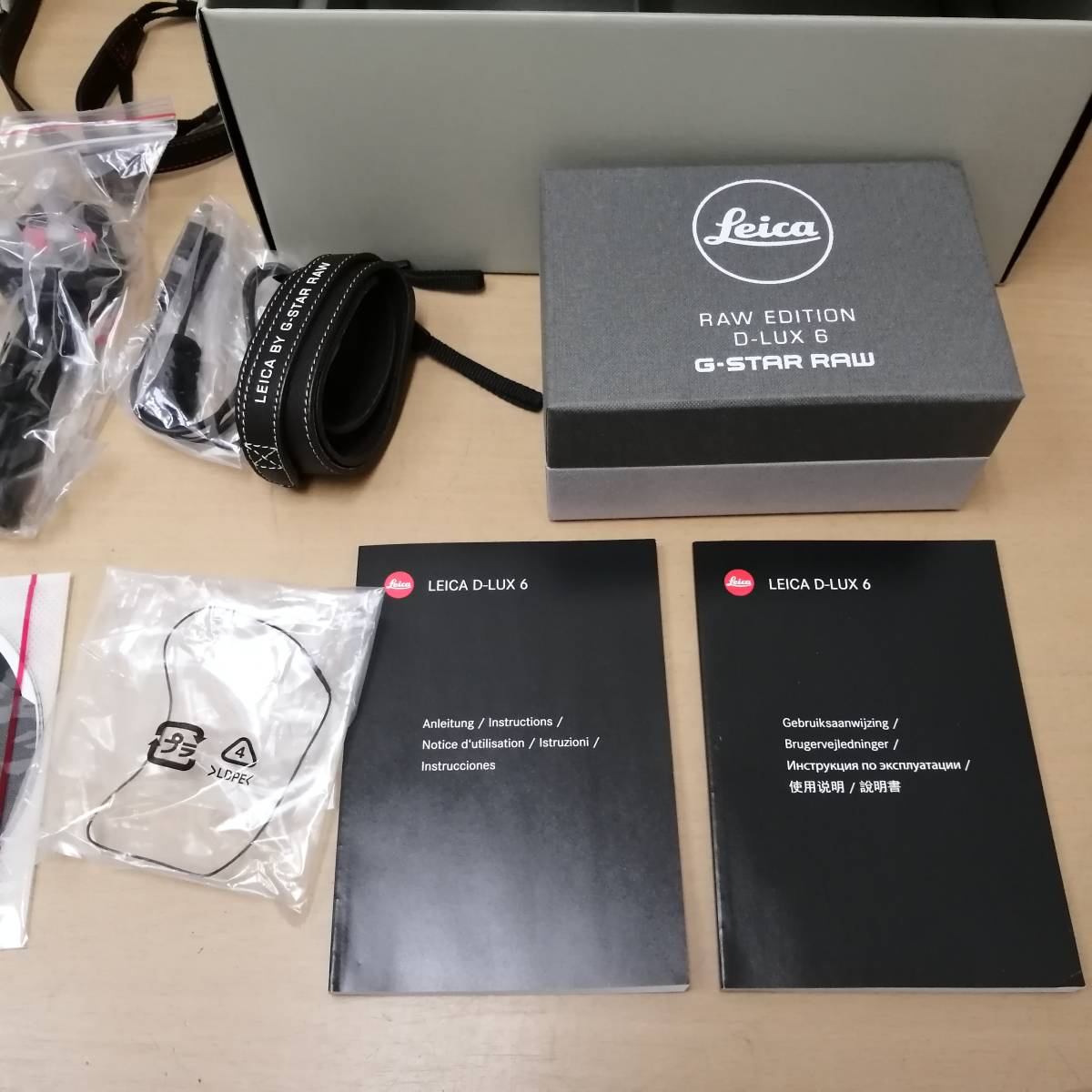 ◎22121914 LEICA/ライカ 空箱 付属品有 LEICA D-LUX 6 外箱
