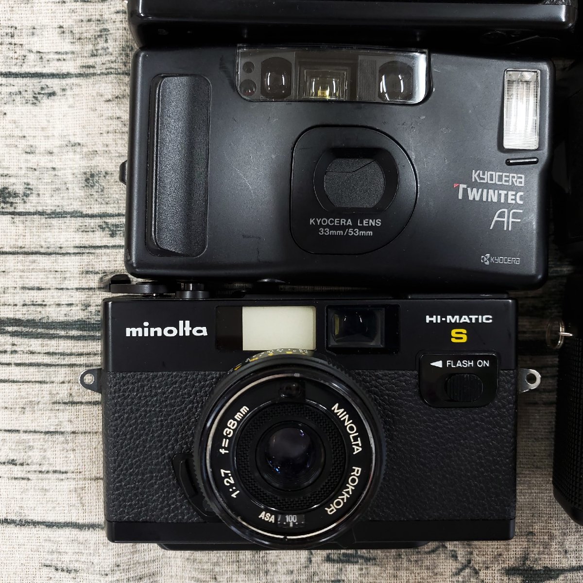 コンパクトカメラ17点まとめ◆FUJI◆FUJICA◆MINOLTA◆OLYMPUS◆PENTAX◆RICOH◆KYOCERA◆YASHICA◆KONICA MINOLTA◆TITAN #1213-3 Camera KYOCERA まとめて Medium Format ベストセラー