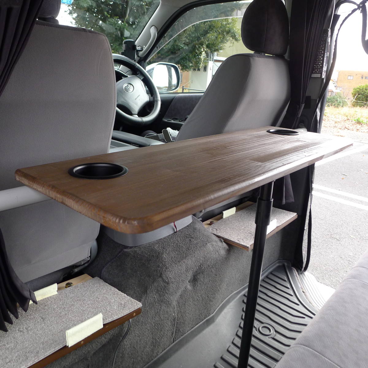 200系ハイエース用 セカンドテーブル テーブル セカンド | 車中泊 車内 