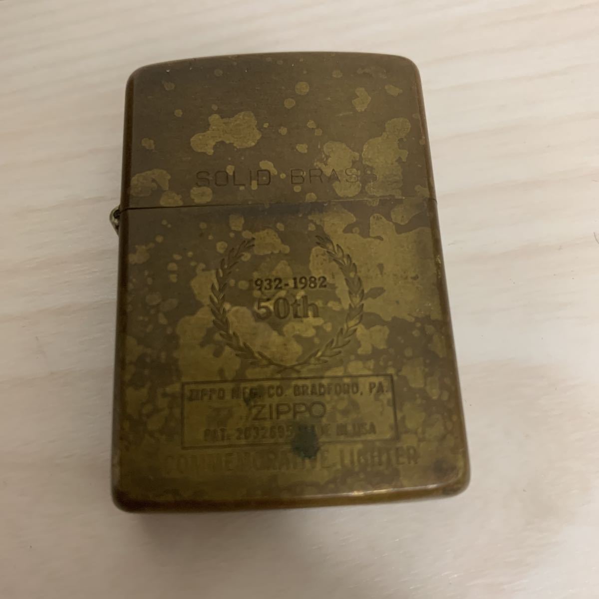 100%新品，豊富な ZIPPO ジッポー SOLID BRASS 1932&minus;1982 50th MADE IN USA ゴールド ダブルイヤー COMMEMORATIVE 1932-1982 GOLD1990年製(Zippo)｜売買されたオークション情報、yahooの商品情報をアーカイブ公開 - オークファン Zippo