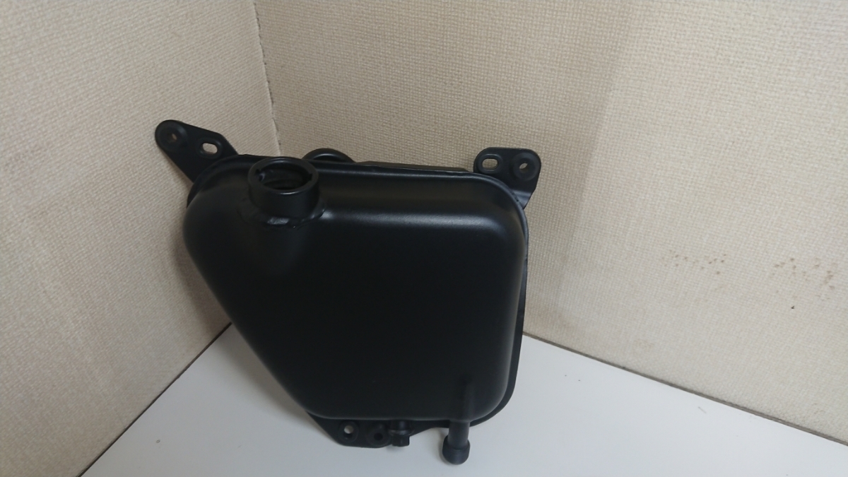 超激得，品質保証 ホンダ CB750K KO用 オイルタンク リプロダクト グロメット付き(ホンダ用)｜売買されたオークション情報、yahooの商品情報をアーカイブ公開 - オークファン ホンダ用
