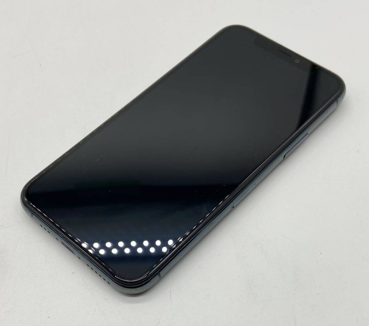 美品☆ iPhone 11 Pro ミッドナイトグリーン 256GB MWCC2J/A au ○ ⑰