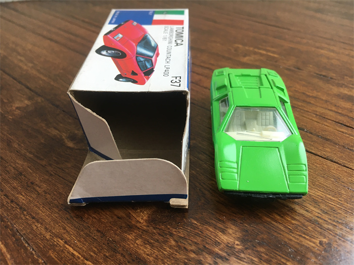A020 トミカ TOMICA 青箱 F37-1-3 LAMBORGHINI COUNTACH LP400 