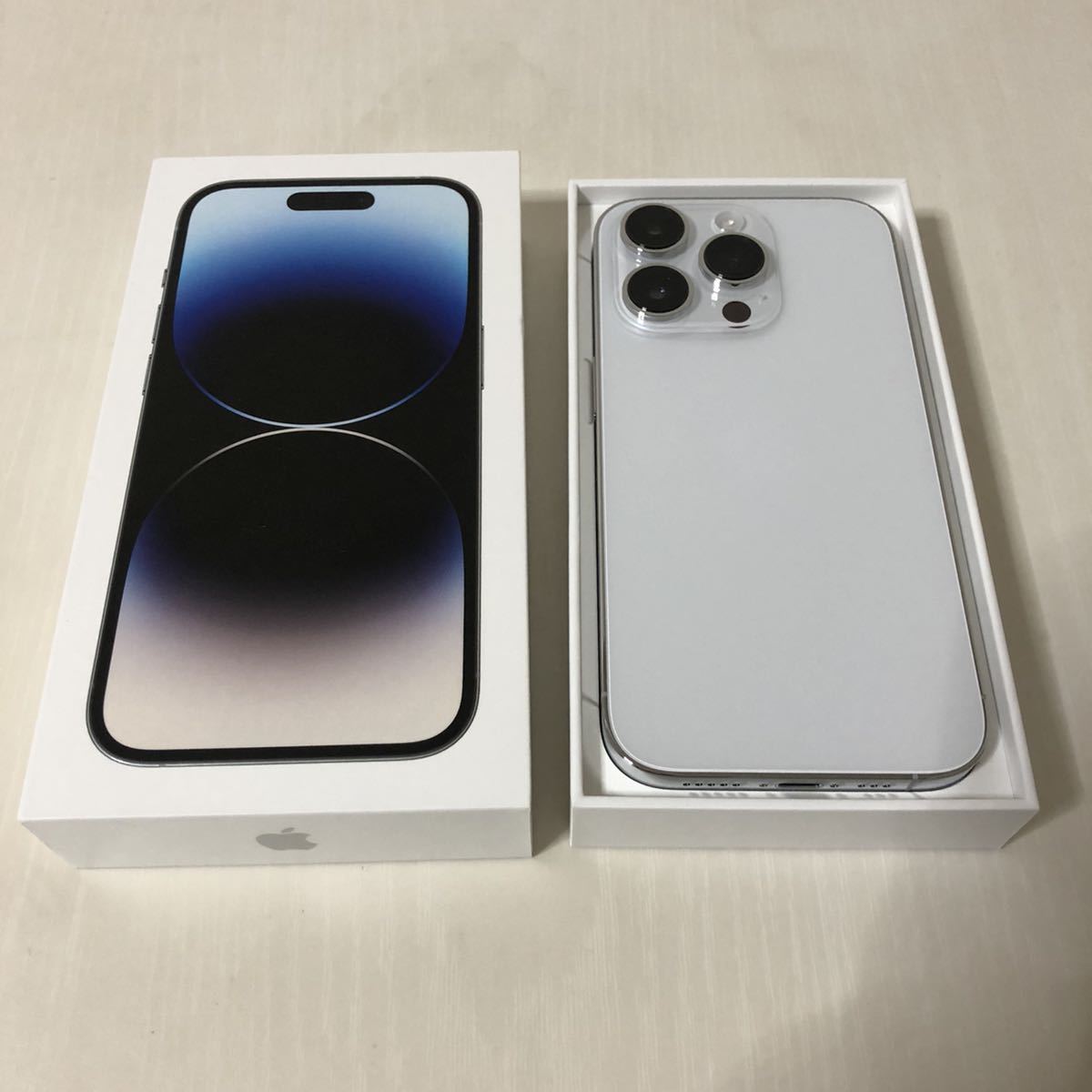 あゆみ iPhone 14 Pro Max 128GB シルバー おまけ付 Apple iPhone 14