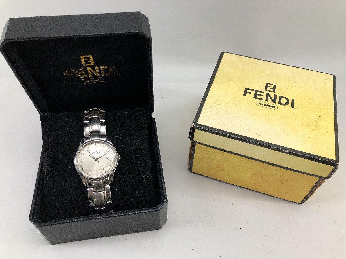 送料無料，2025 ジャンク FENDI フェンディ メンズ クォーツ腕時計 210G 風防割れ 不動品 03-0947(フェンディ)｜売買されたオークション情報、yahooの商品情報をアーカイブ公開 - オークファン フェンディ