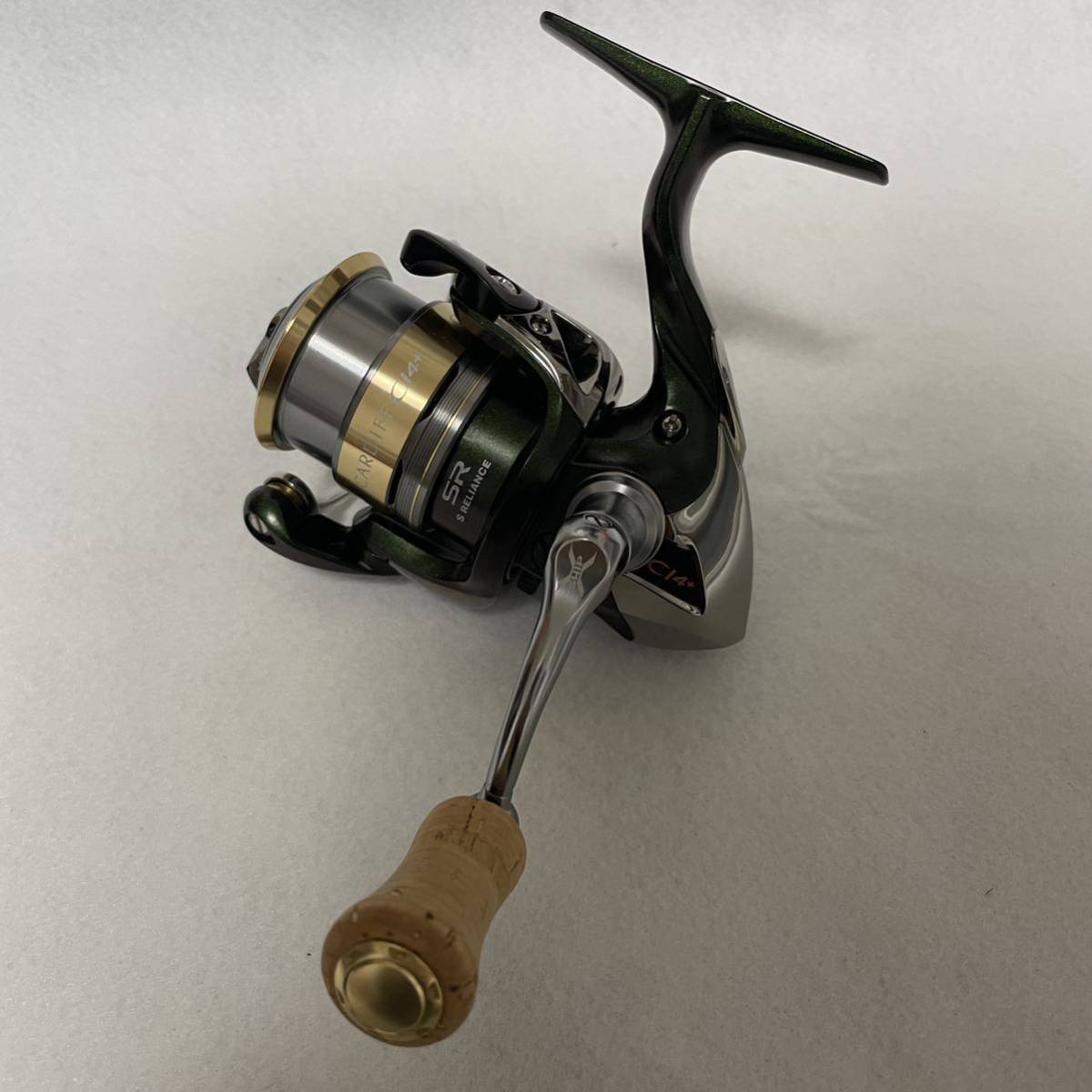 フィッシング SHIMANO CARDIFF CI4+ C2000SS スピニングリール