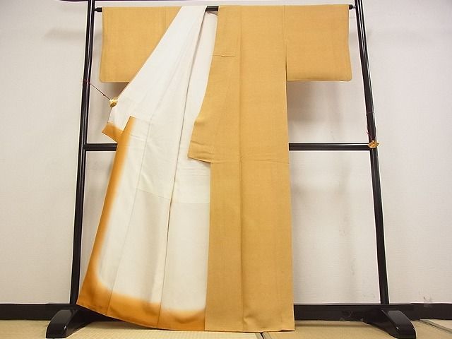 着物屋こころ□池田深光 江戸小紋 鮫小紋柄 着丈 164cm 裄丈 64cm 正絹