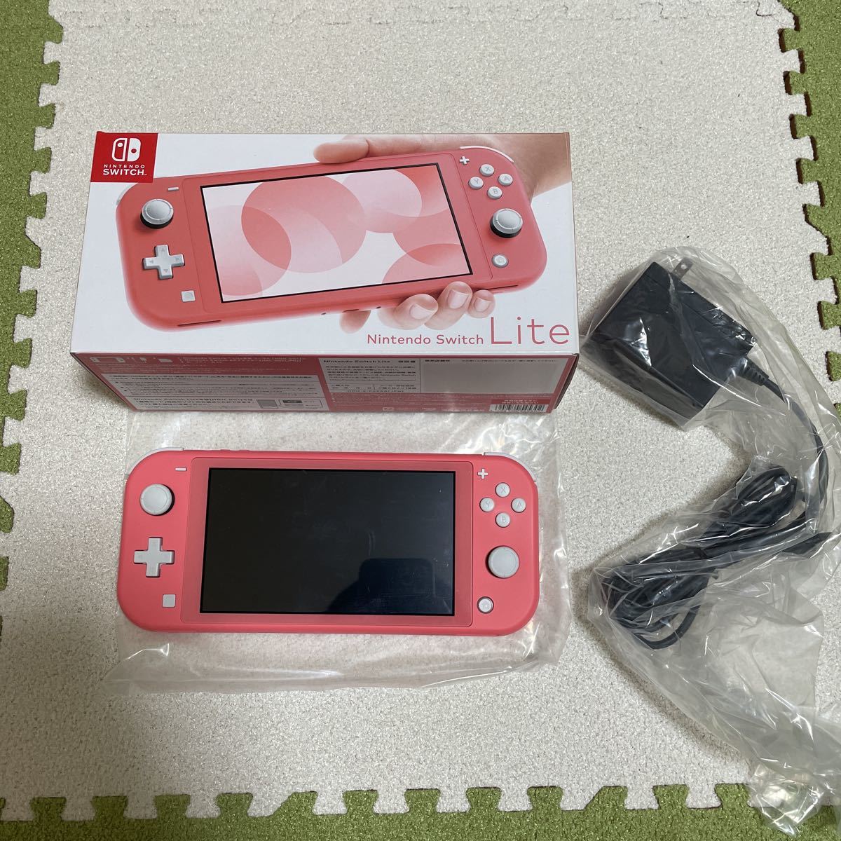 Nintendo Switch Lite 本体 コーラル 充電器なし Nintendo Switch Lite