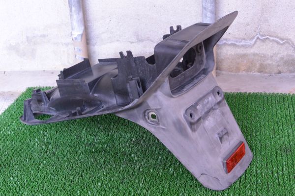ホンダ 純正 CB400SF NC31 バージョンS リアフェンダー H-19 (検 
