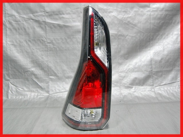 31163 C27 セレナ ハイウェイスター 前期 純正 左 テールライト KOITO