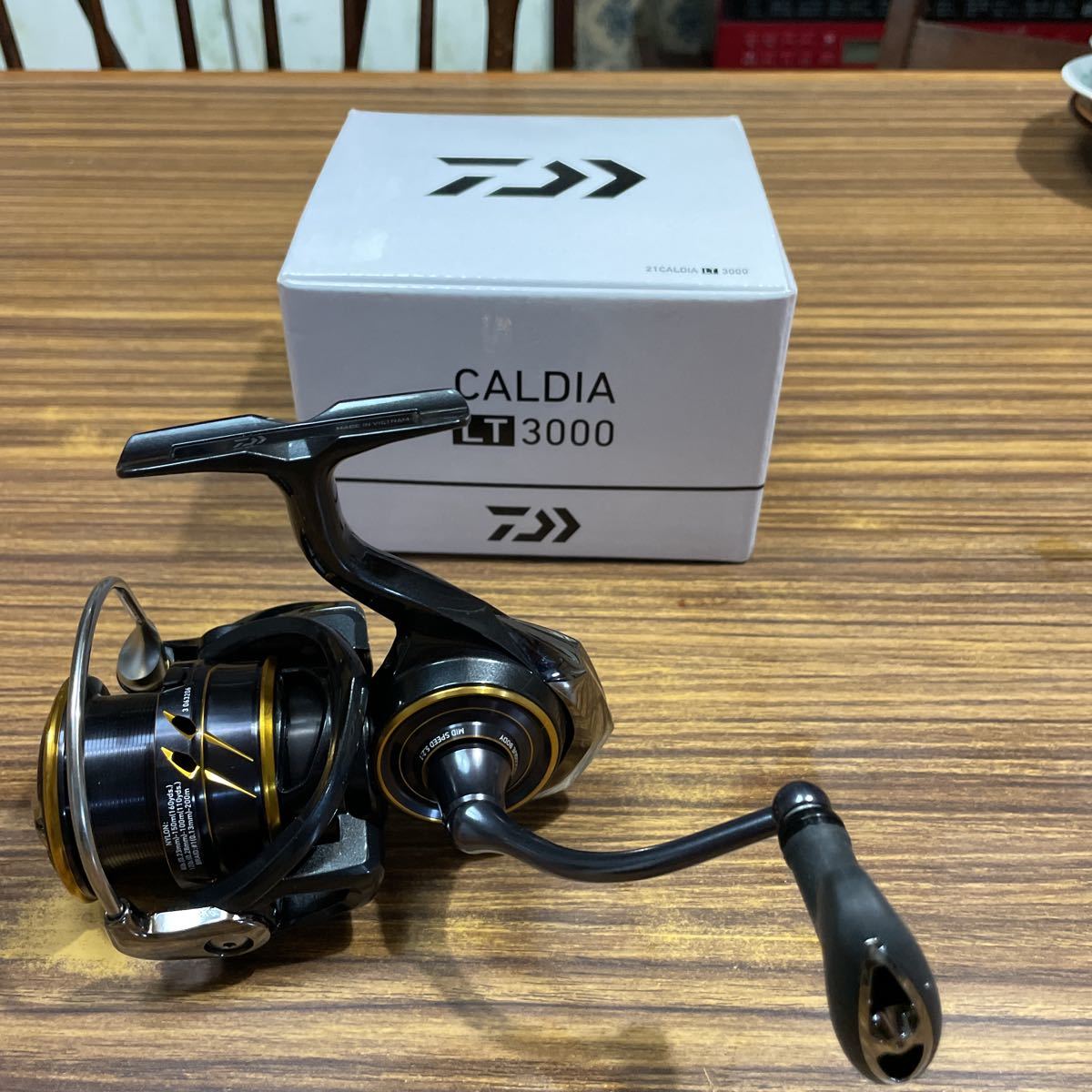 ダイワ カルディア LT3000-CXH - スピニングリール DAIWA LT3000-XH 21 