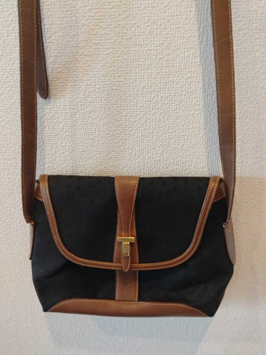 正規品 ティファニー　tiffany＆co. ショルダーバック バッグ 革　ロゴマーク 黒　ブラック　ブラウン　バック　カバン　鞄