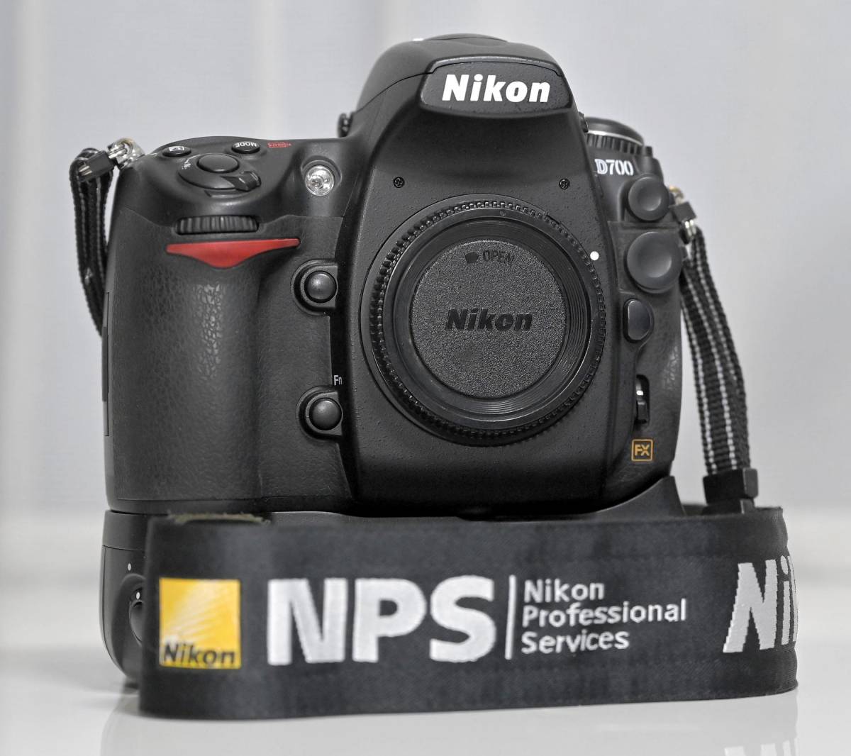 Nikon ニコン D700 MB-D10 他おまけ 綺麗