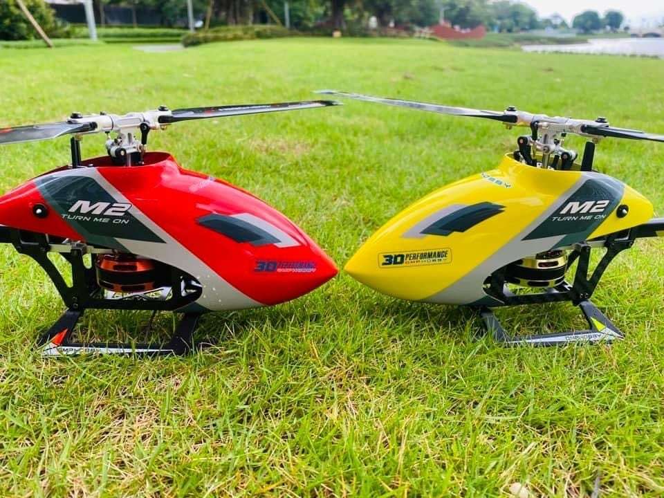 OMPHOBBY M2 V2 ラジコンヘリ 純正リポ2個他部品多数付 OMPHOBBY M2 V2 ラジコンヘリ 純正リポ2個他部品多数付 5月7日迄
