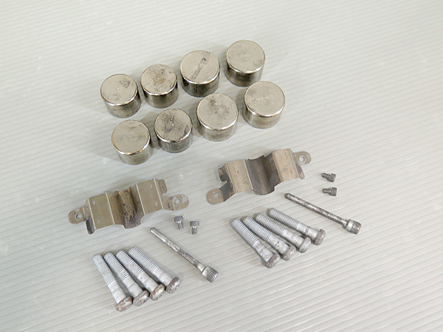 ZRX1200DAEG 純正 TOKICO 4POT フロントキャリパー 62mm GPz900R