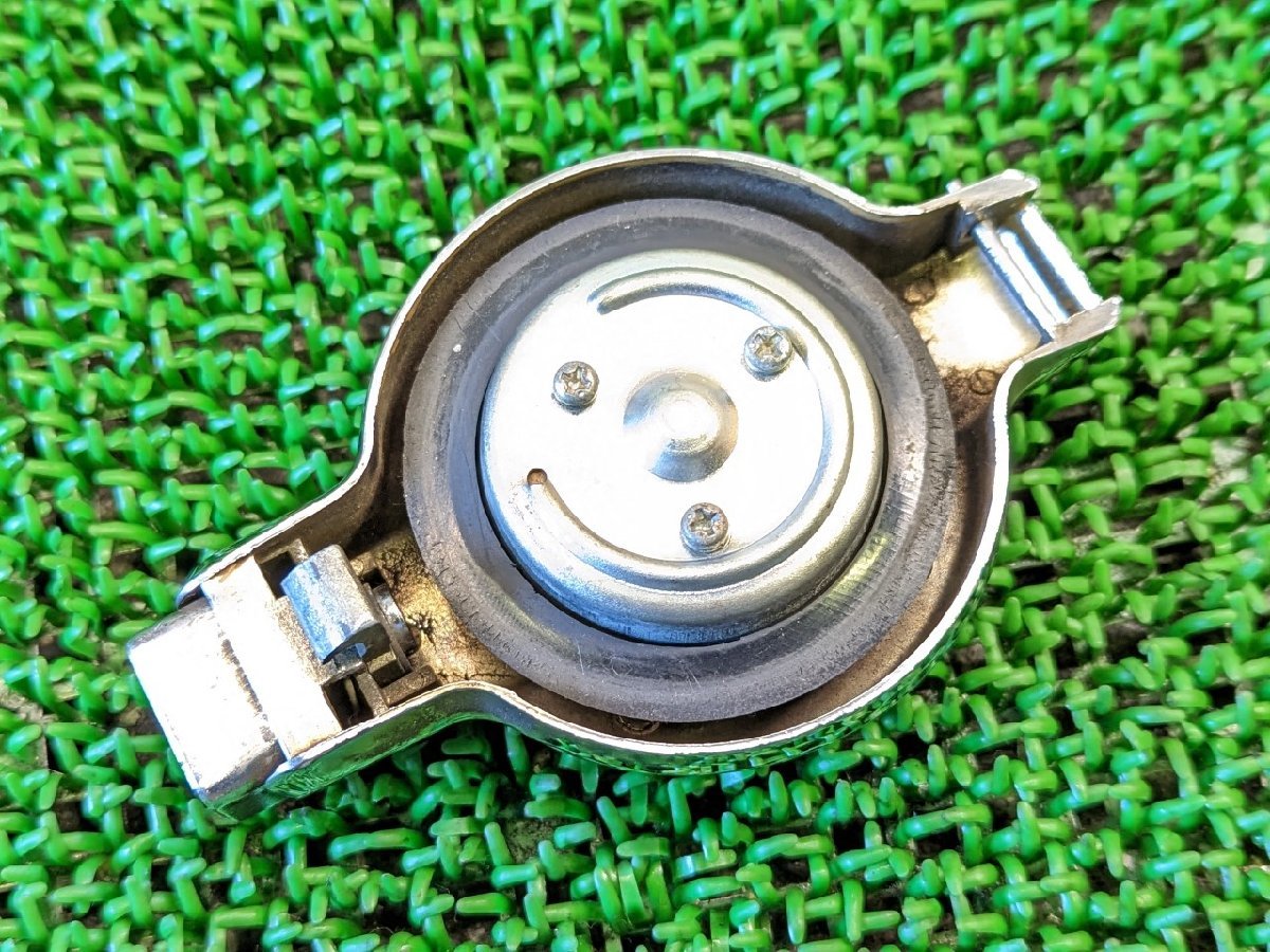 ■カワサキ W1SA 純正 フューエルタンクキャップ 昭和48年 実働車外し 検索 W1 W1S W3 [R050112]_4