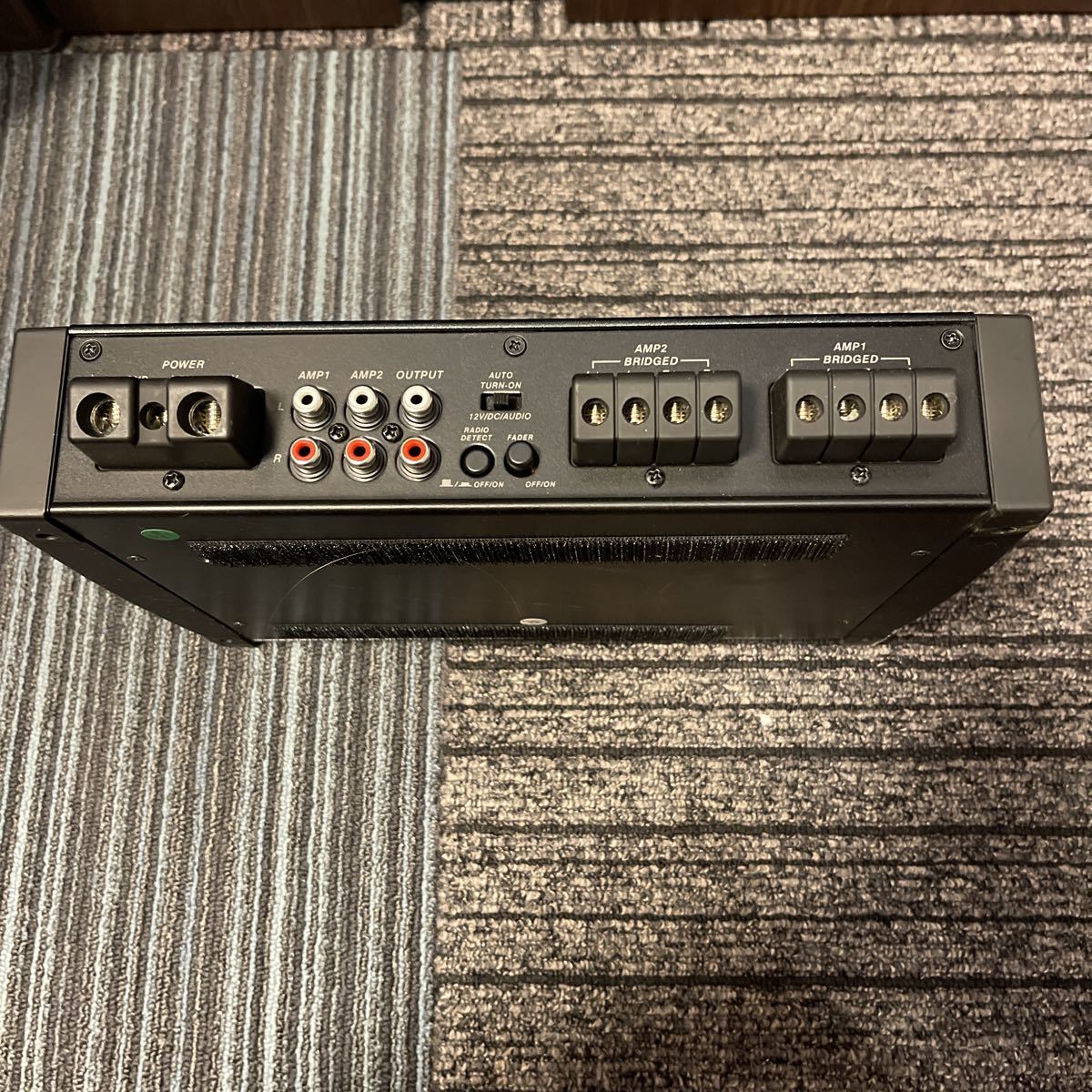 Kicker KXA4002 KXA400.2 2x200ワット 2チャンネルフルレンジクラスD