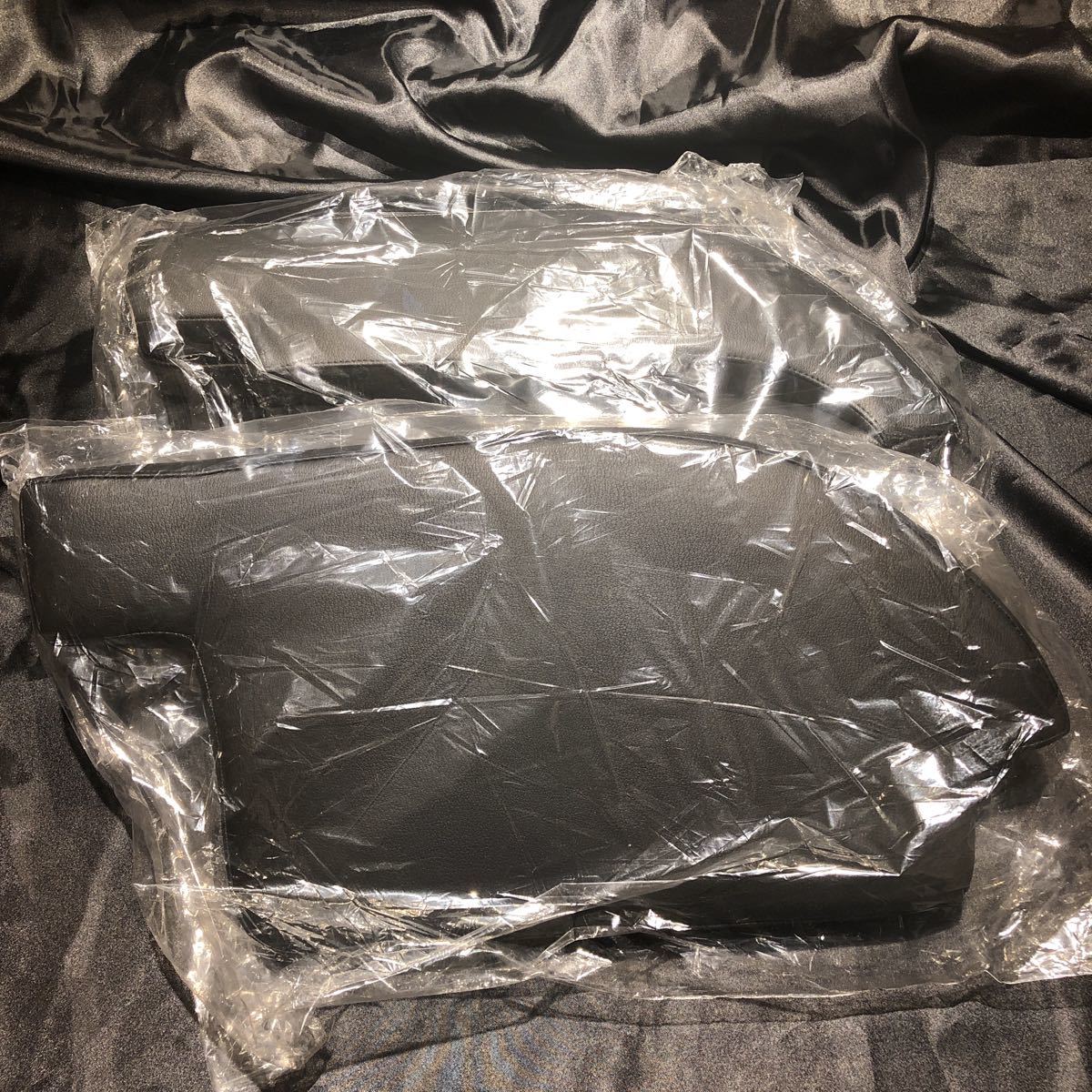 新品未使用　ユーアイビークル　アームレスト　左右セット　ハイエースナロー用