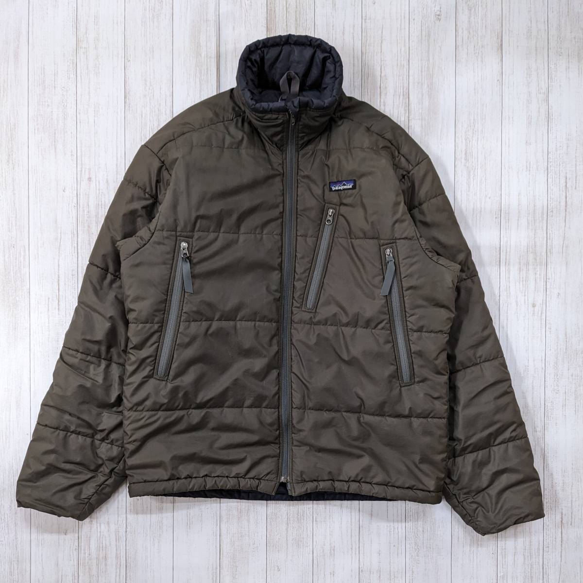 patagonia フード付きジャケット 黒