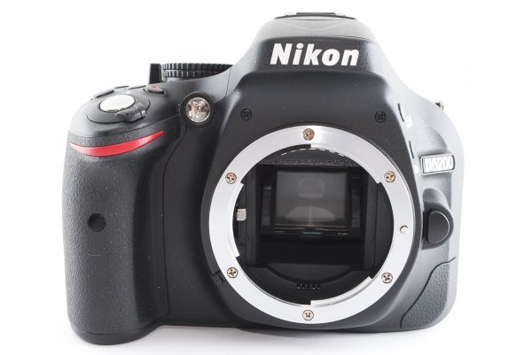 ル*ナ様 【ジャンク品】Nikon D5200 デジタル一眼レフカメラ ADS613☆ 美品ジャンク ☆ ニコン Nikon D5200 ボディ