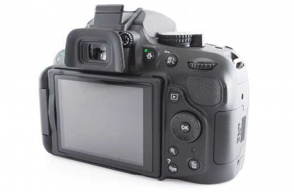 ADS613☆ 美品ジャンク ☆ ニコン Nikon D5200 ボディ