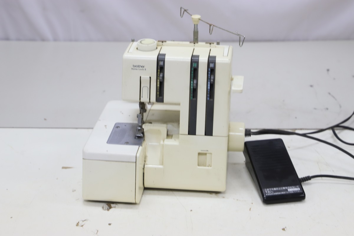 ブラザー BROTHER/ブラザー TE4-B730 ロックミシン (D7717
