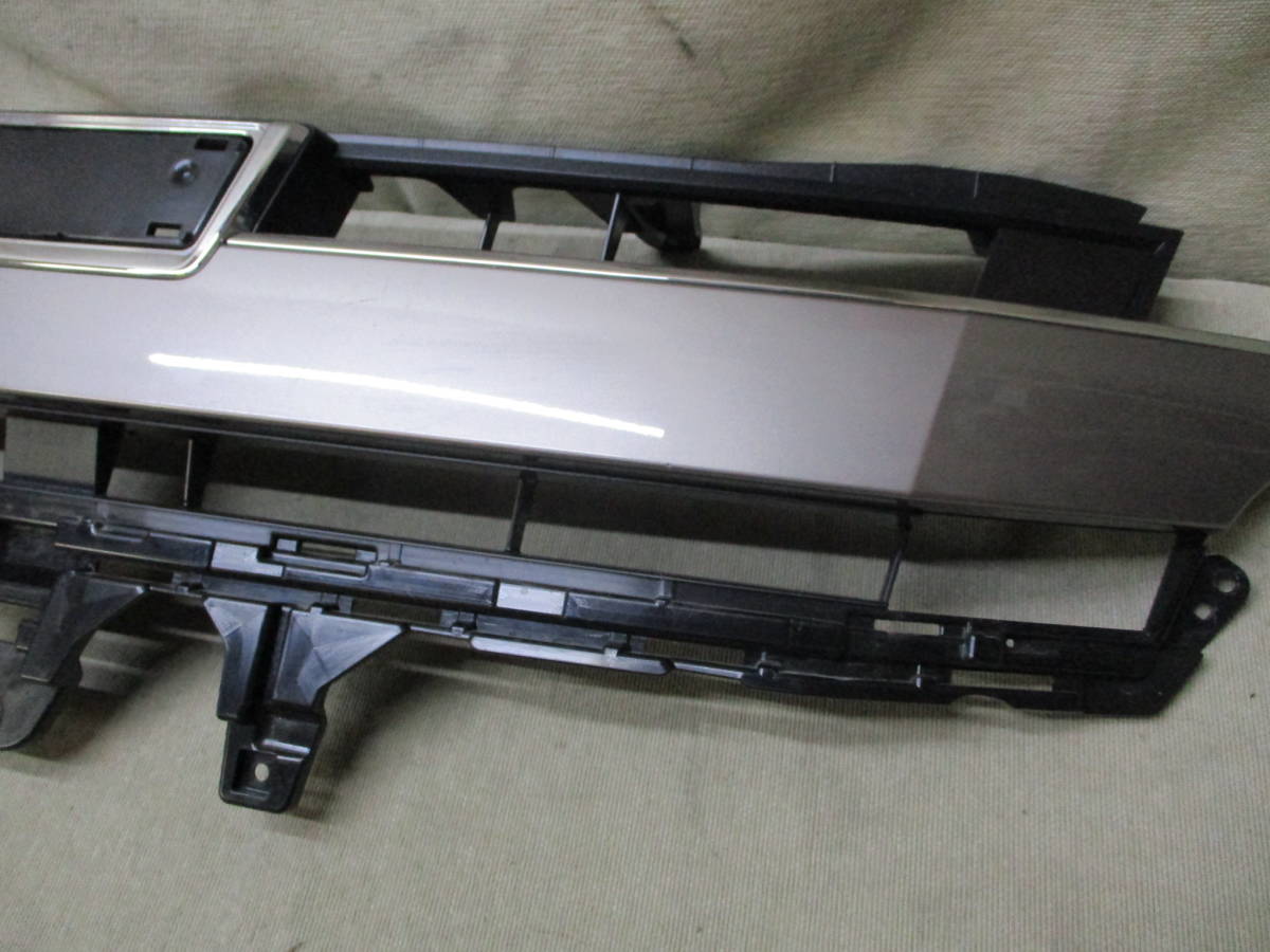 低価，お得】 ノア 80 ZRR80 後期 純正 フロントグリル 53101-28670