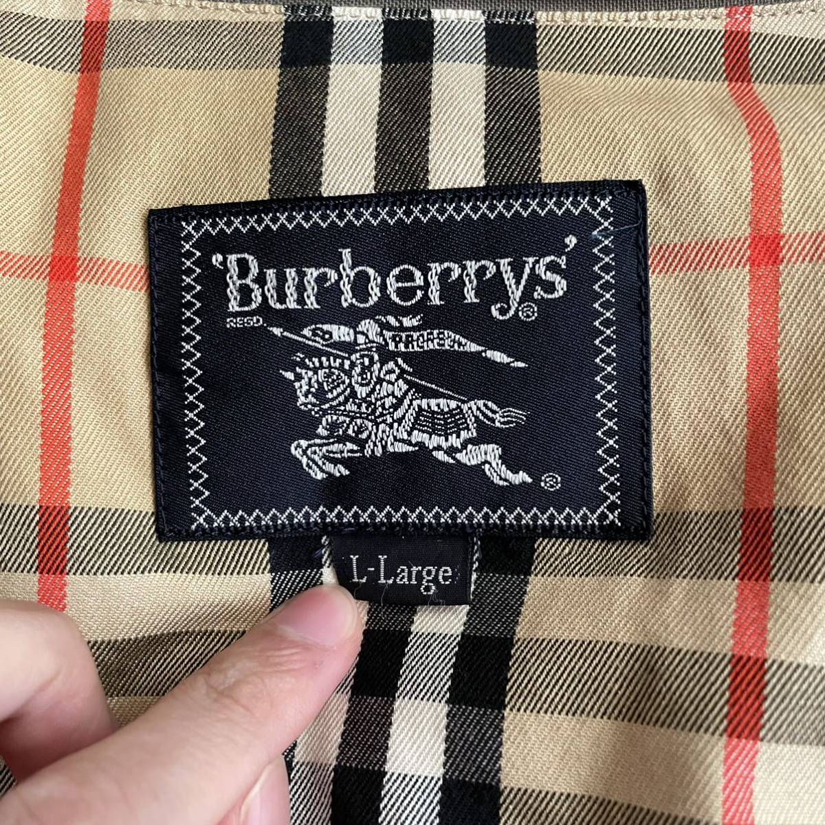 194 希少3Lサイズ相当 バーバリー 『英国調漂う』Burberry 極暖ダウン