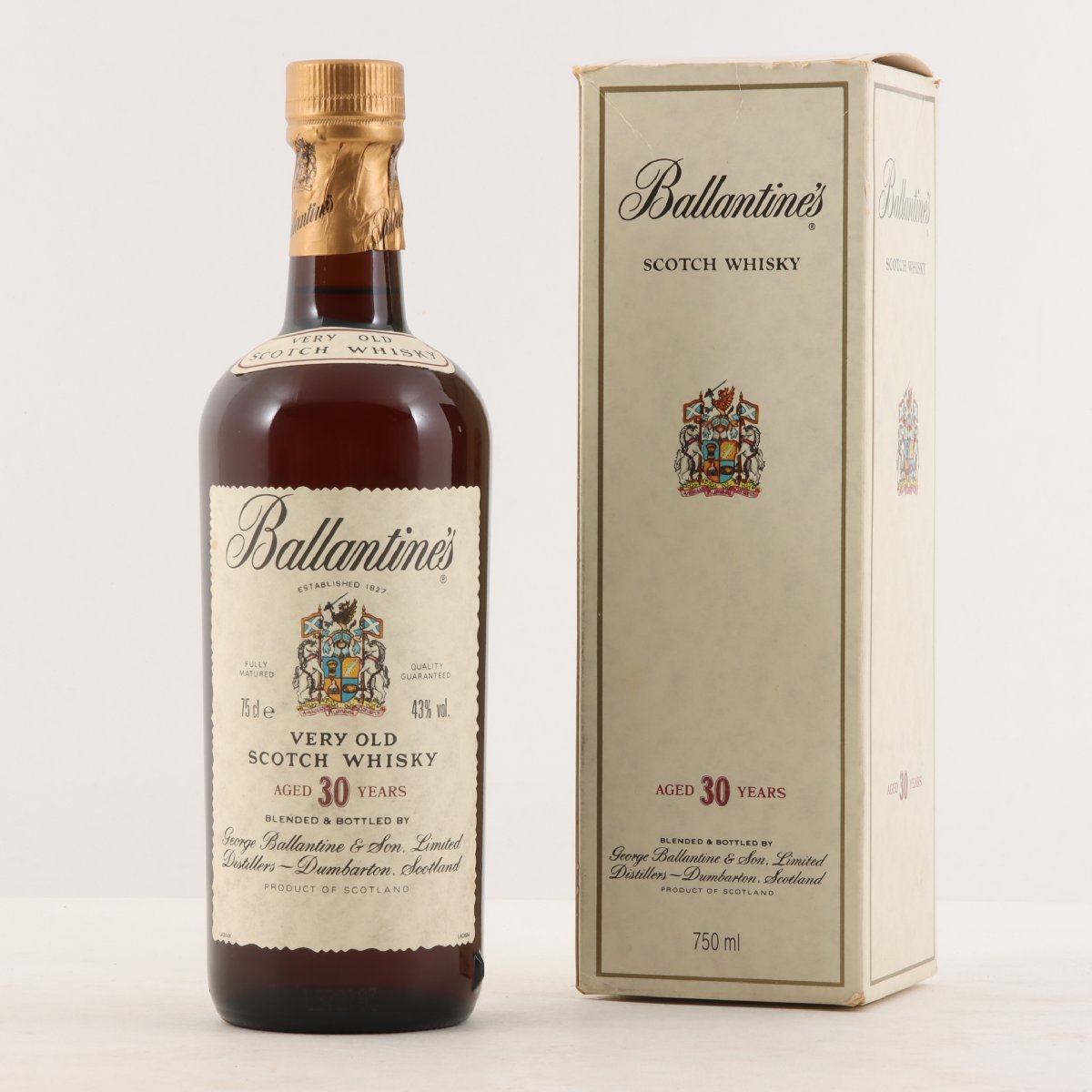 【未開栓】バランタイン 30年 ベリーオールド 750ml 43% 箱付き 1円~ バランタイン 30年 ベリーオールド 茶ボトル 金キャップ 750ml 43