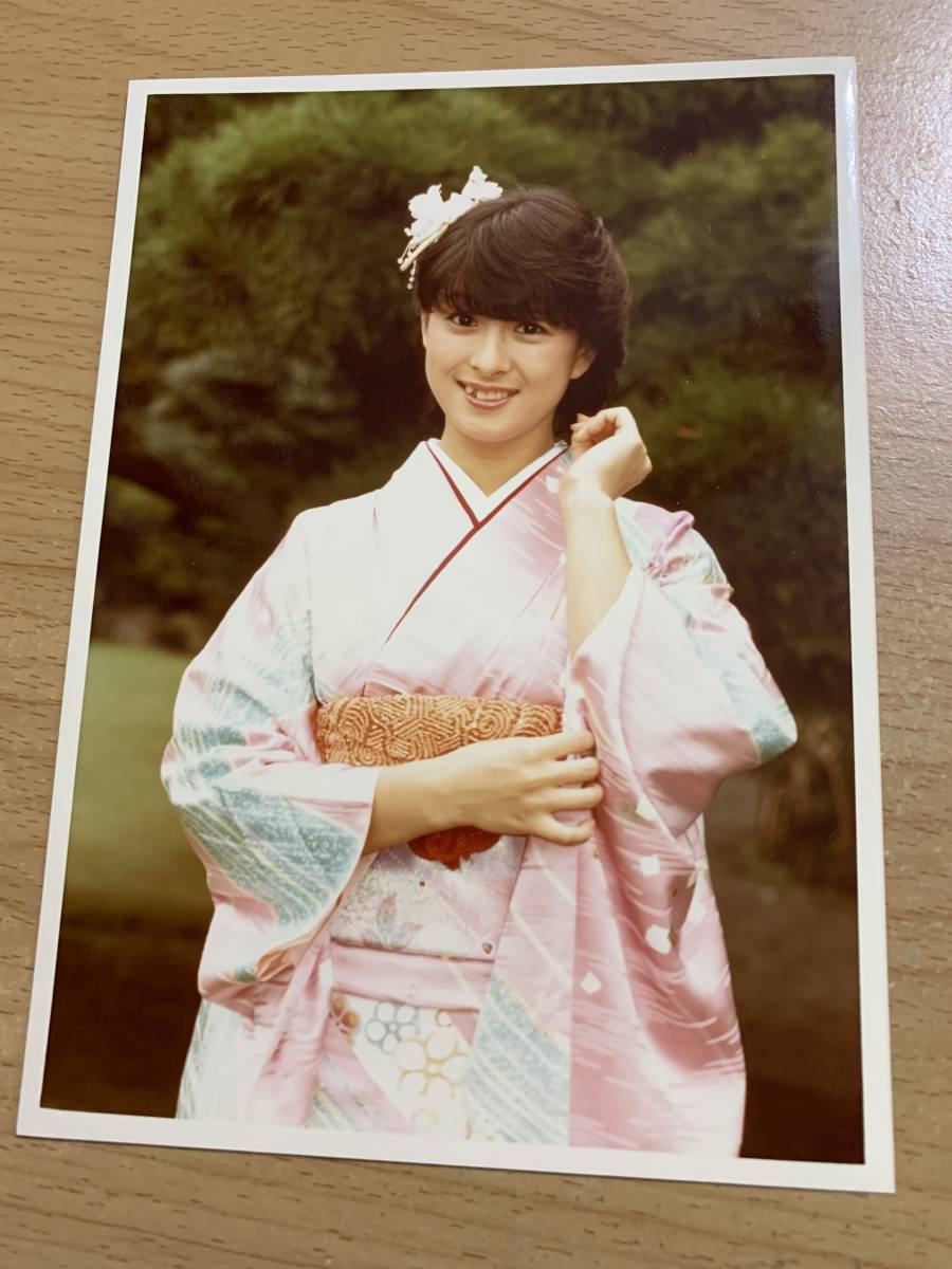 河合奈保子 2L版相当　生写真19 当時物　送料込み