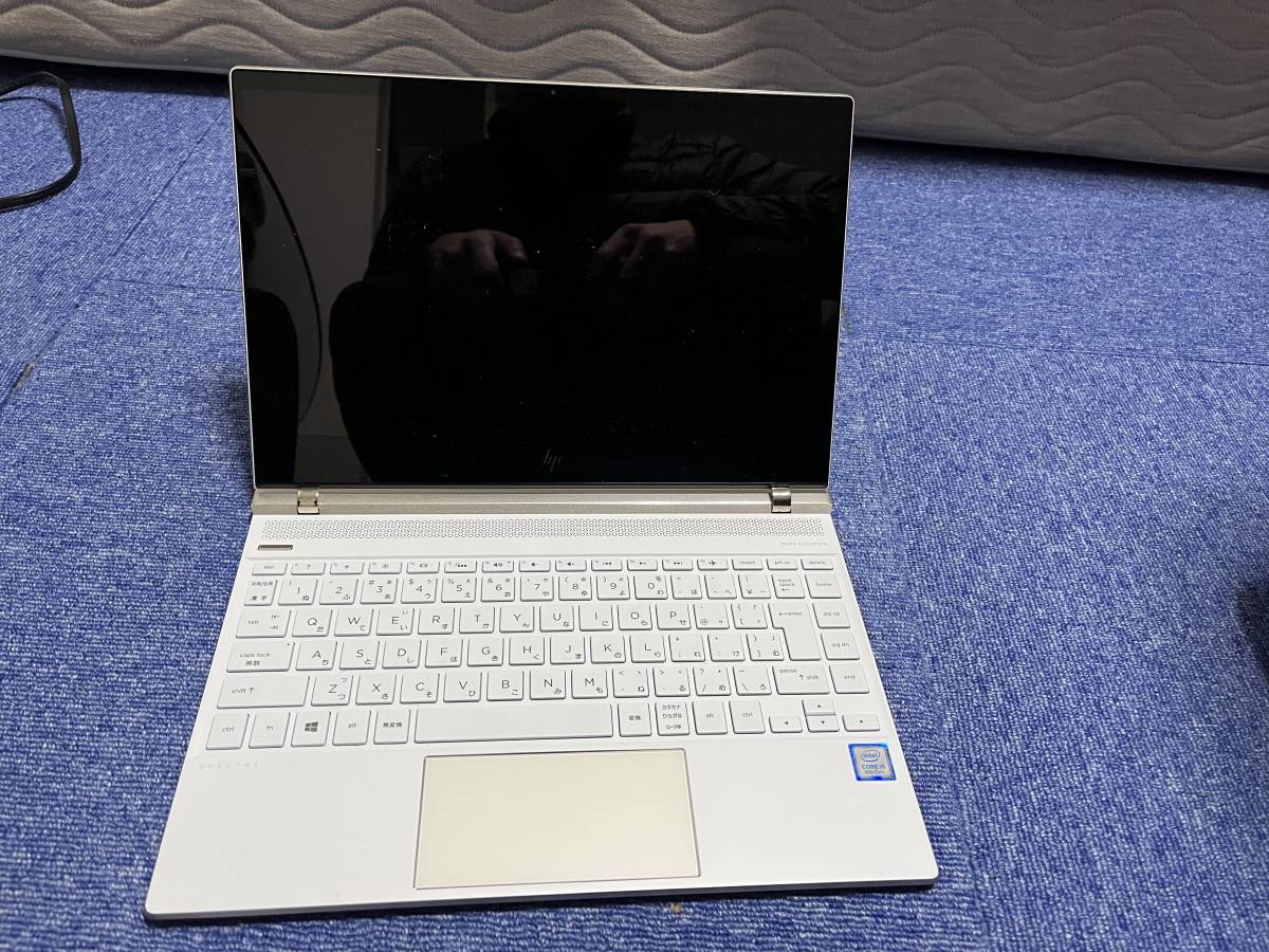 HP Spectre 13 af018TU 第8世代 core i5 13インチ タッチパネル メモリ