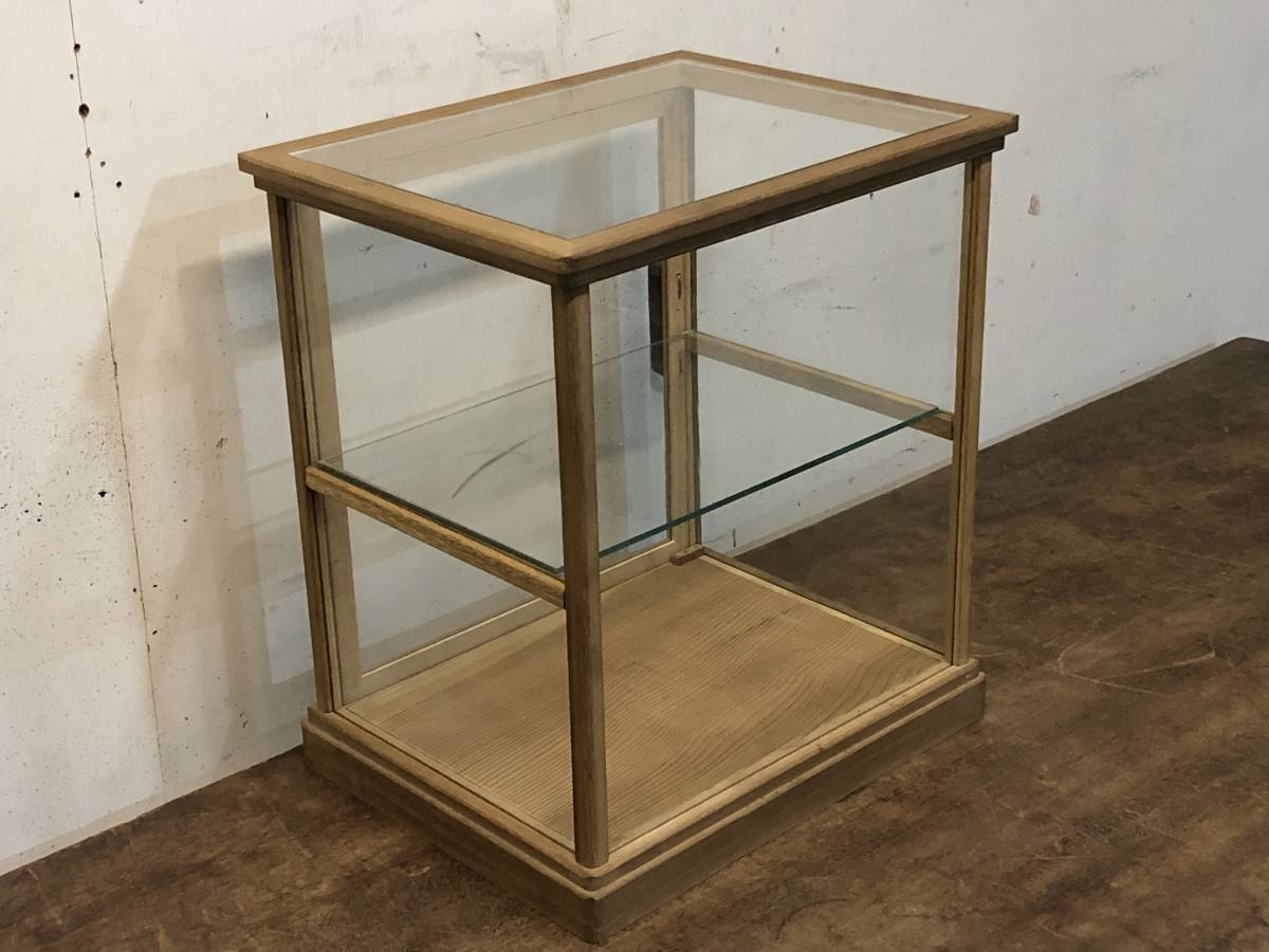 送料無料」レトロな木枠の卓上ガラスケース 「送料無料」レトロな木枠