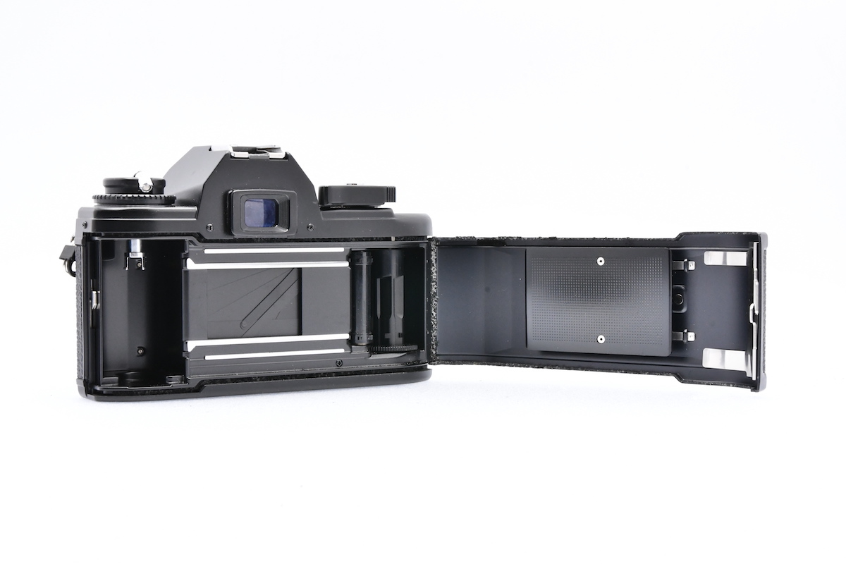 NIKON EM + AI-S NIKKOR 50mm F1.8 ジャンク品 ニコン フィルムカメラ
