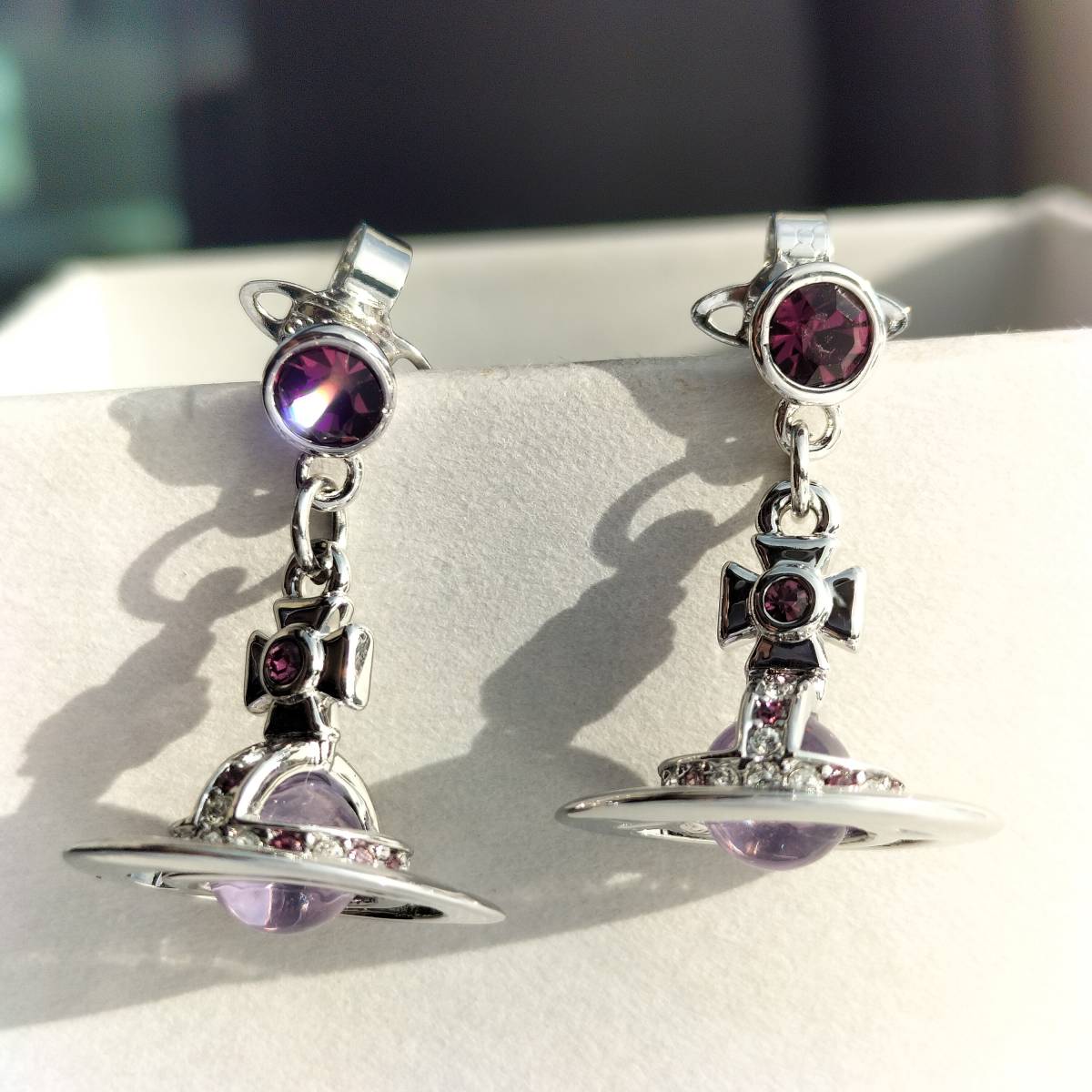 ヴィヴィアン Vivienneドロップ Westwood ピアス オーブ パープル