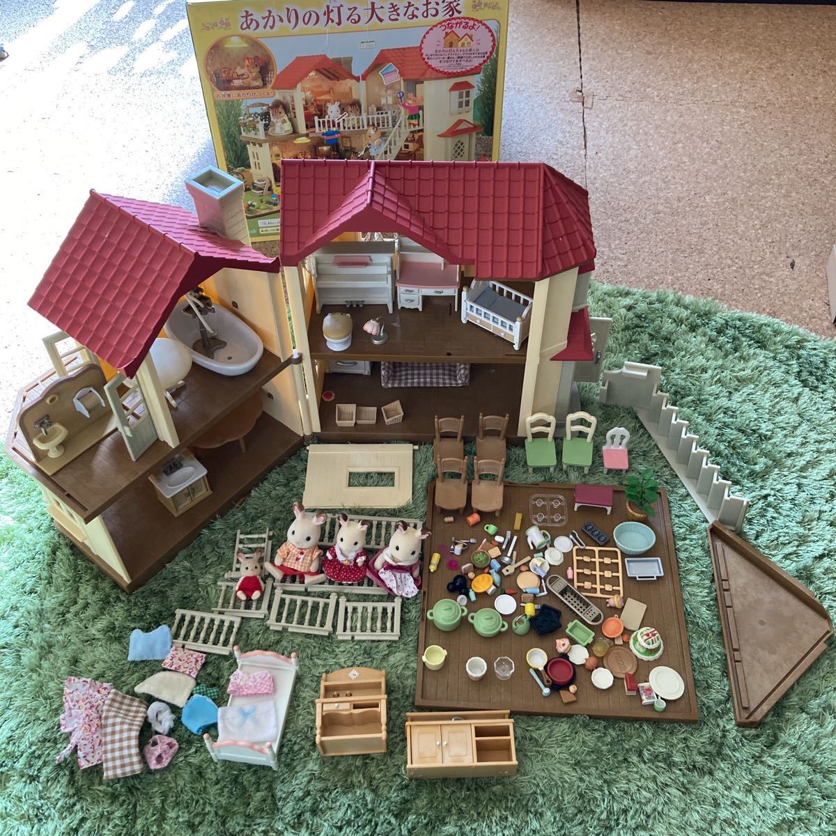 シルバニアファミリー　あかりの灯る大きなお家