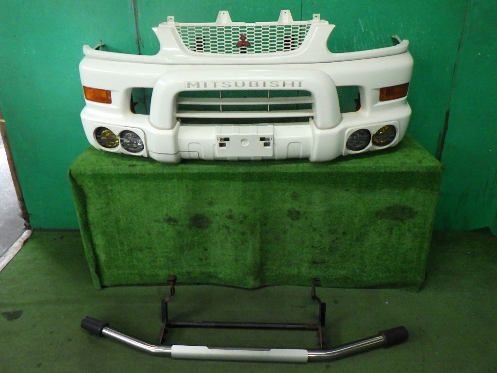 デリカスペースギア[PD6W 1999年]後期 シャモニー フロントバンパー 