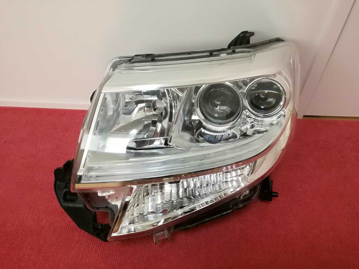 タントカスタム LA600S LED 左ヘッドライト LA600S 左 タントカスタム 100-51392 前期 助手席側