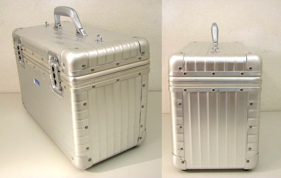 リモワパイロット 仕切り RIMOWA リモワ パイロットケース？ (キャスター無) 仕切り付 難あり